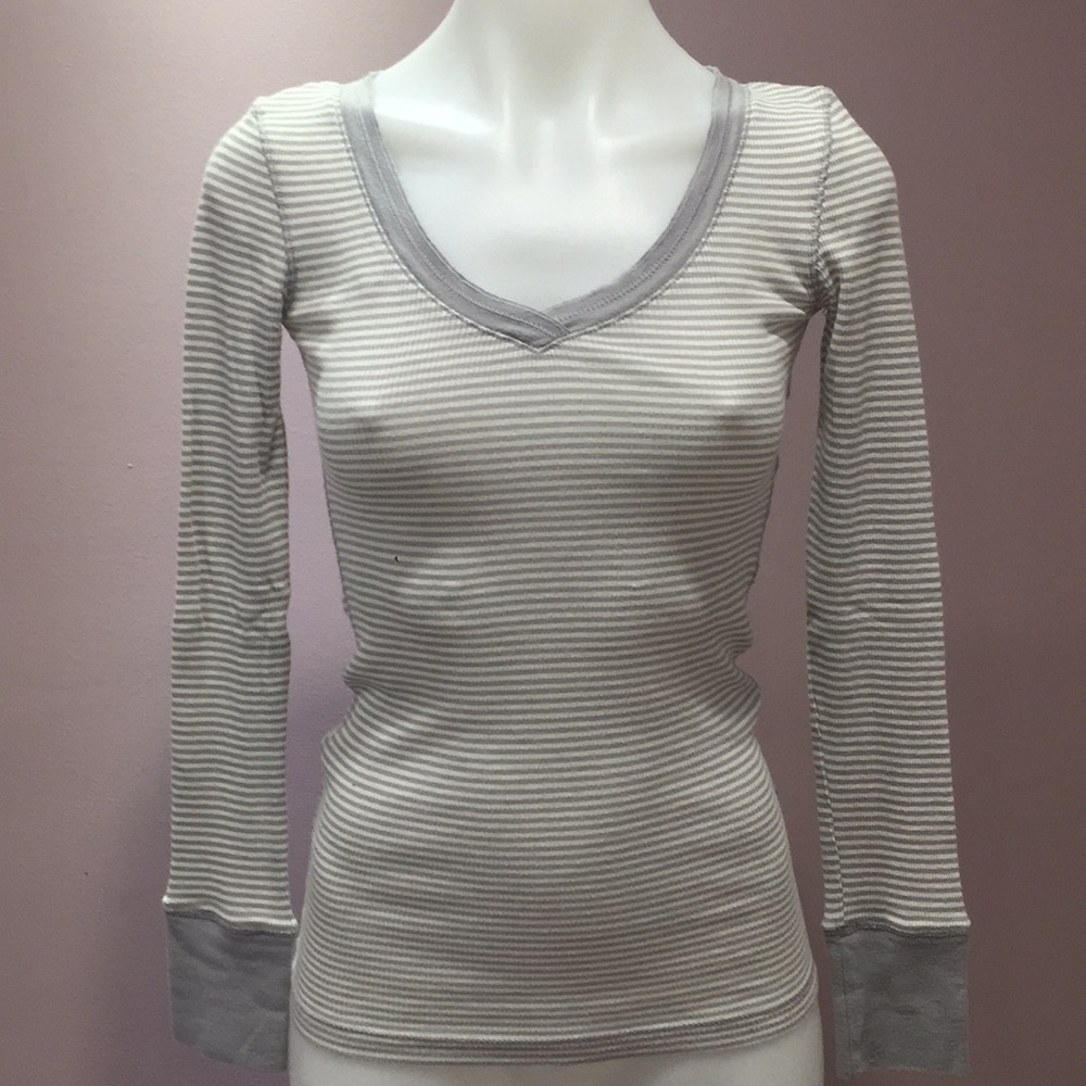 COPY - White and Gray Aeropostale Long Sleeved Tee